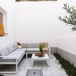 https://fabulous-duplex-apartment-in-a-recently-renovated-town-house.bruges-hotels.info
